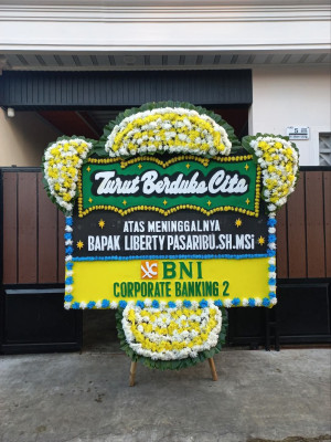 Papan Bunga Duka di Ciniru